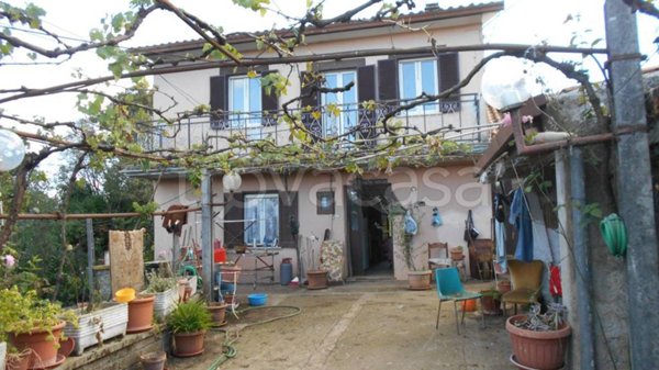 casa indipendente in vendita a Valmontone