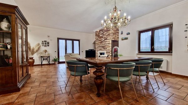 casa indipendente in vendita a Valmontone