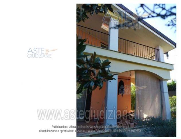 casa indipendente in vendita a Valmontone