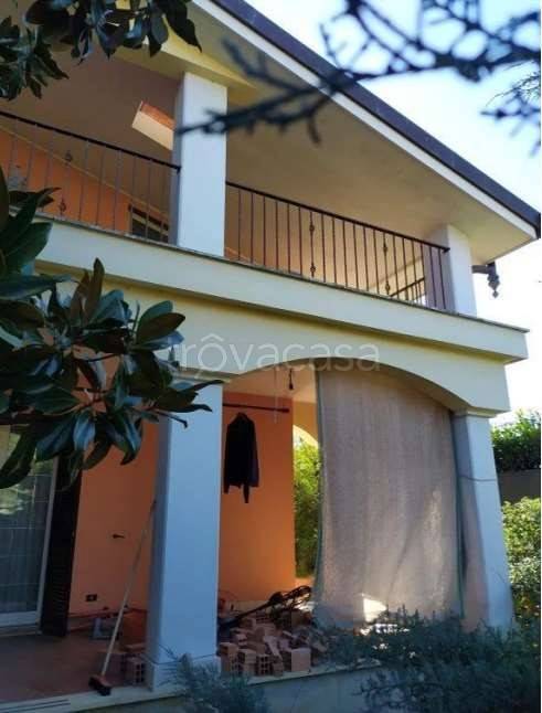 casa indipendente in vendita a Valmontone