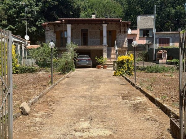 casa indipendente in vendita a Valmontone