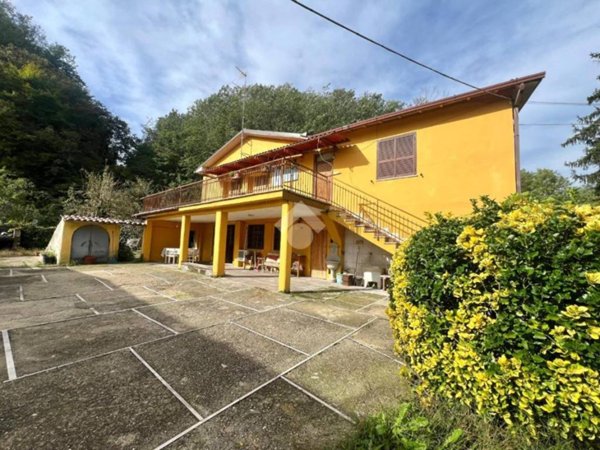 casa indipendente in vendita a Valmontone