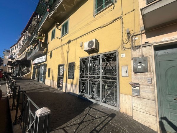 locale commerciale in vendita a Valmontone