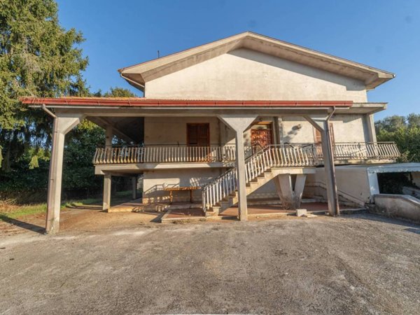 casa indipendente in vendita a Valmontone