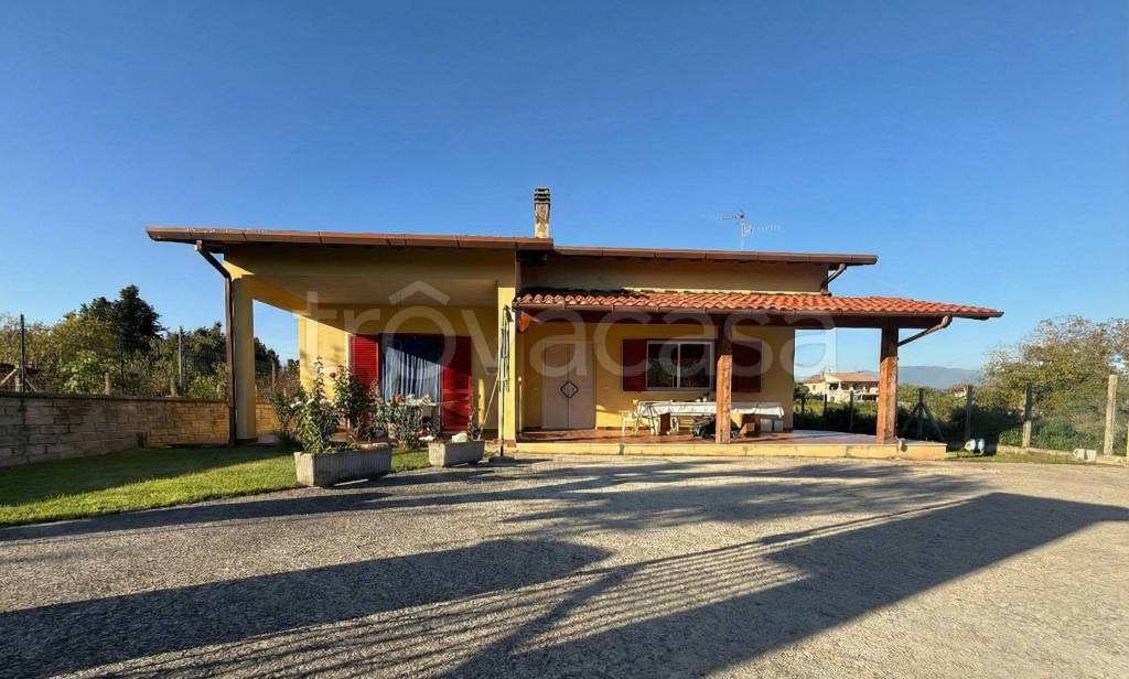casa indipendente in vendita a Valmontone