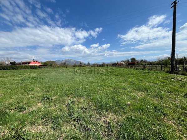 terreno edificabile in vendita a Valmontone
