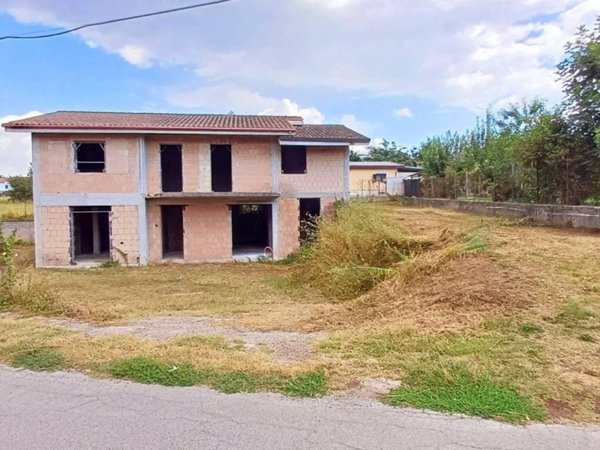 casa indipendente in vendita a Valmontone