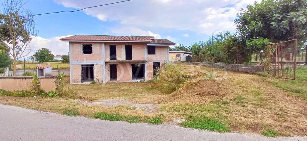 casa indipendente in vendita a Valmontone