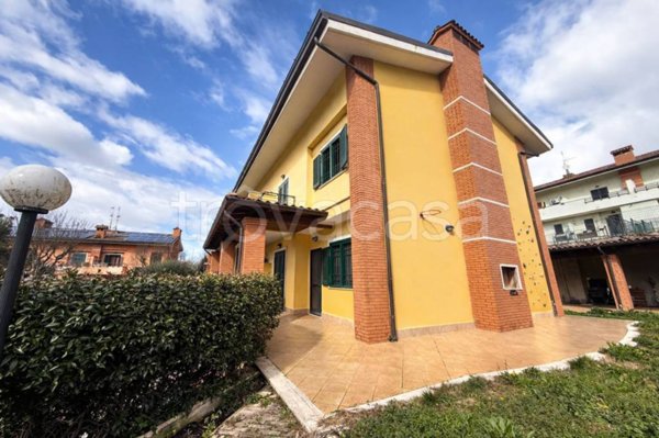 casa indipendente in vendita a Valmontone