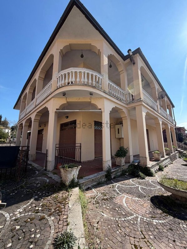 casa indipendente in vendita a Valmontone