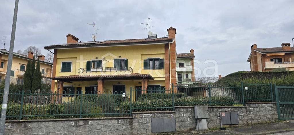 casa indipendente in vendita a Valmontone