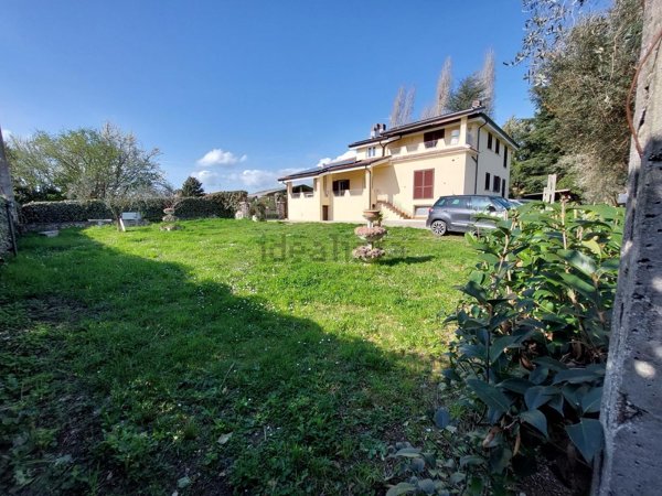 casa indipendente in vendita a Valmontone