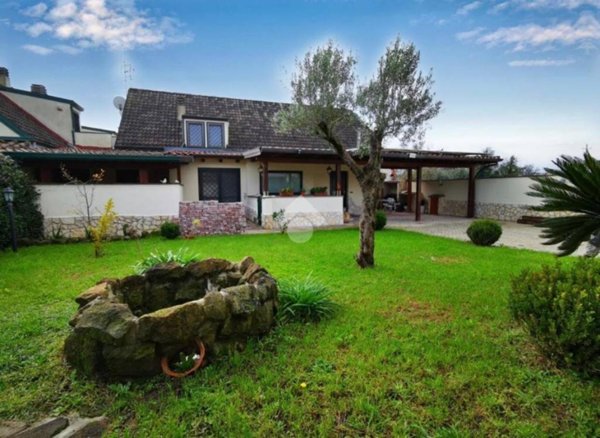 casa indipendente in vendita a Valmontone