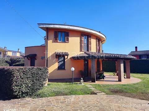 casa indipendente in vendita a Valmontone