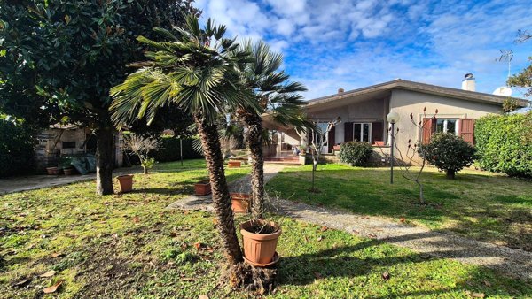 casa indipendente in vendita a Valmontone