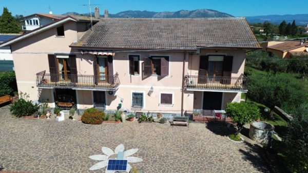 casa indipendente in vendita a Valmontone