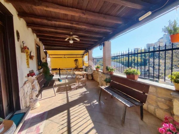 casa indipendente in vendita a Valmontone