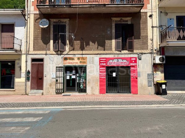 negozio in vendita a Valmontone