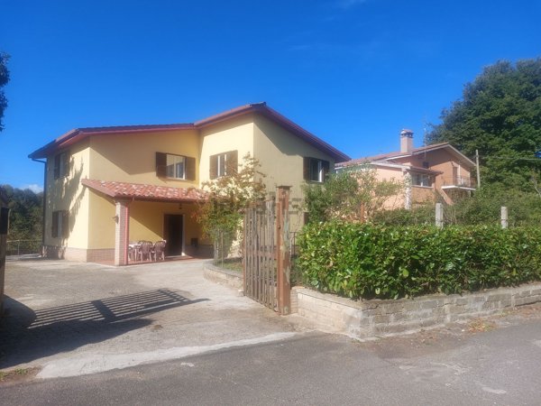 casa indipendente in vendita a Valmontone