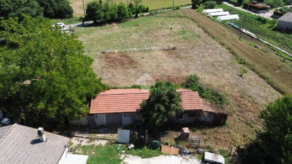 casa indipendente in vendita a Valmontone