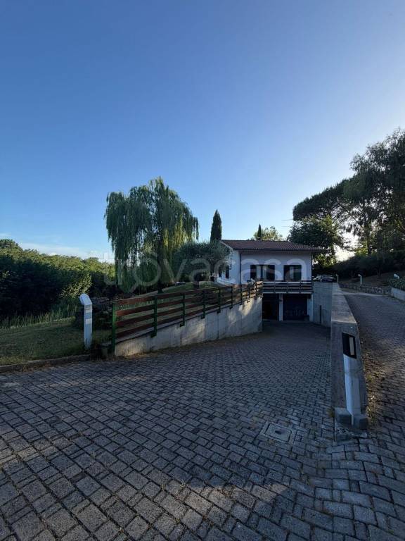 casa indipendente in vendita a Valmontone