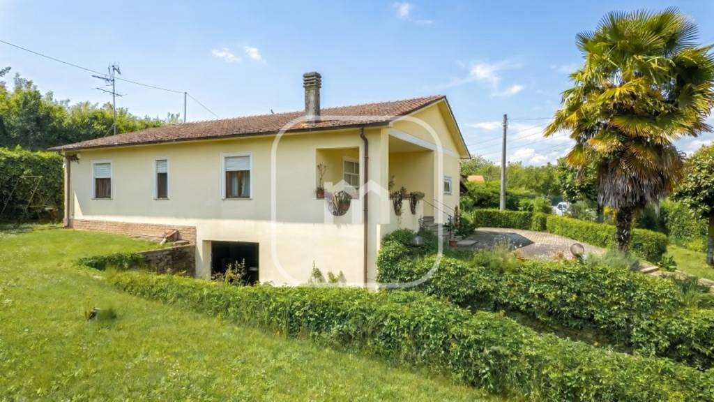 casa indipendente in vendita a Valmontone