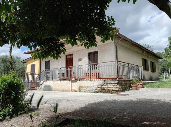casa indipendente in vendita a Valmontone