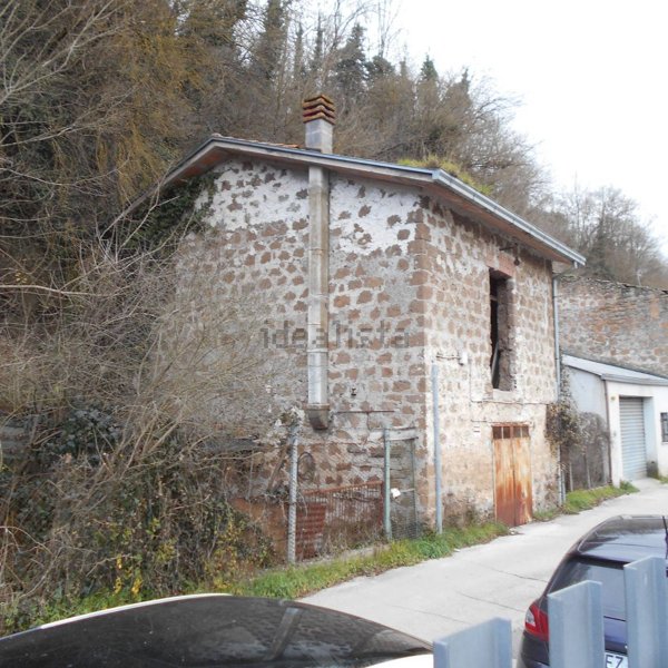 casa semindipendente in vendita a Valmontone