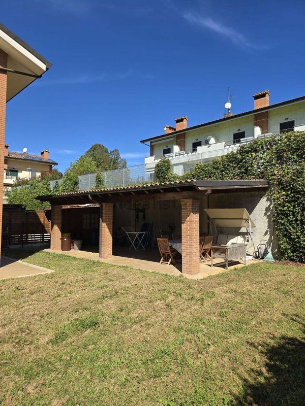 casa indipendente in vendita a Valmontone