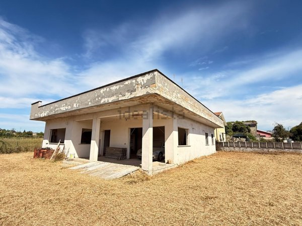 casale in vendita a Valmontone
