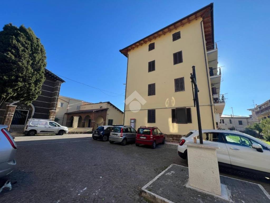 appartamento in vendita a Valmontone