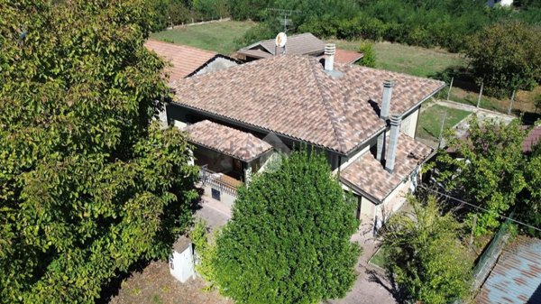 casa indipendente in vendita a Valmontone