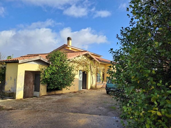 casa indipendente in vendita a Velletri