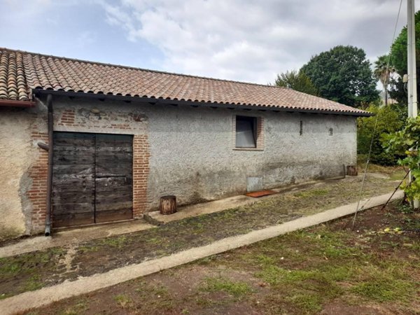 casa indipendente in vendita a Velletri