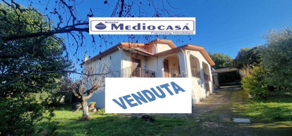 casa indipendente in vendita a Velletri