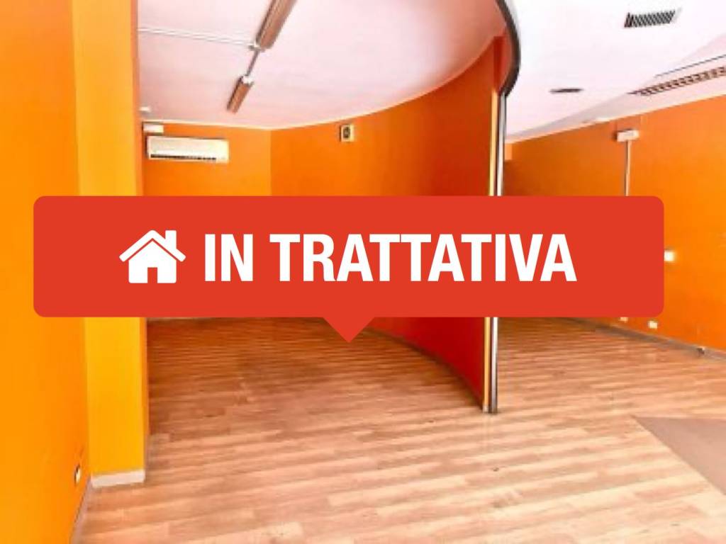 negozio in vendita a Velletri