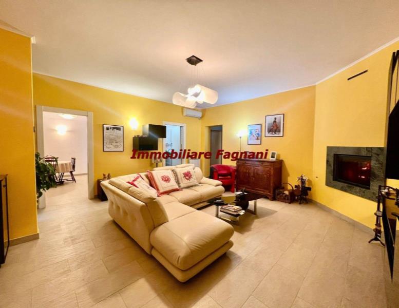 casa indipendente in vendita a Velletri
