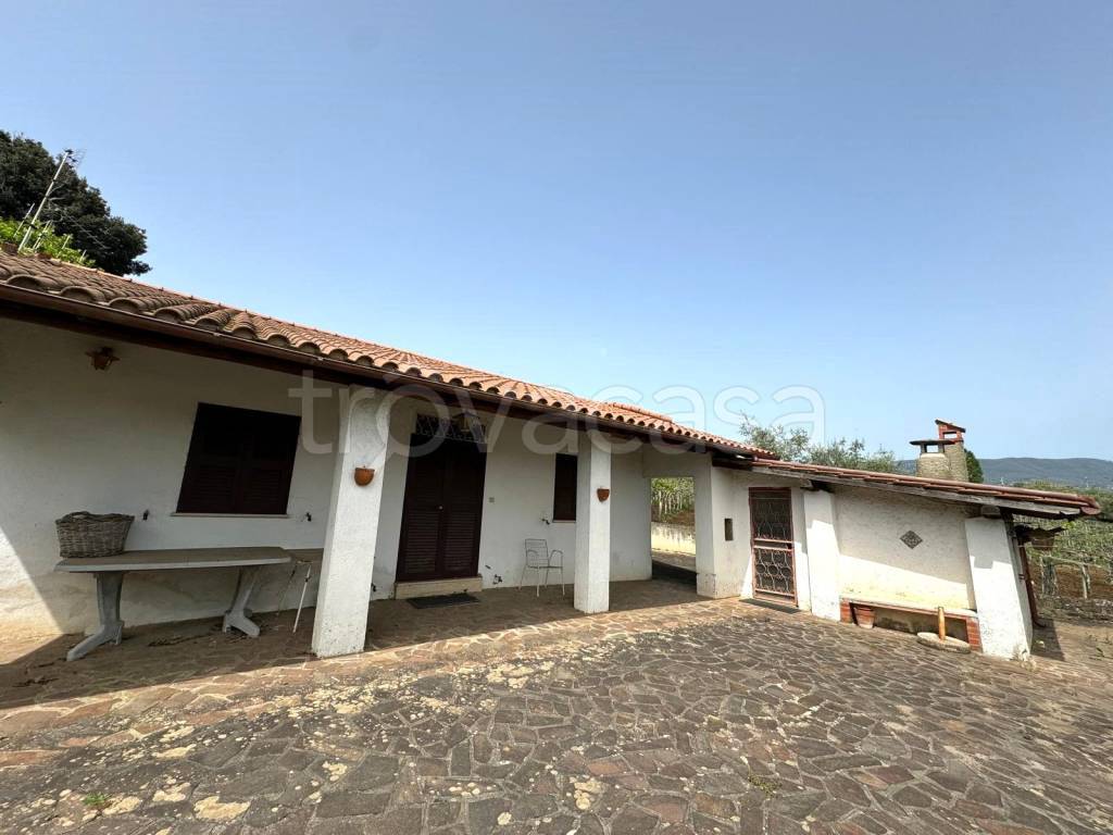 casa indipendente in vendita a Velletri