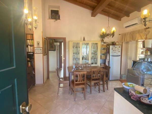 casa indipendente in vendita a Velletri
