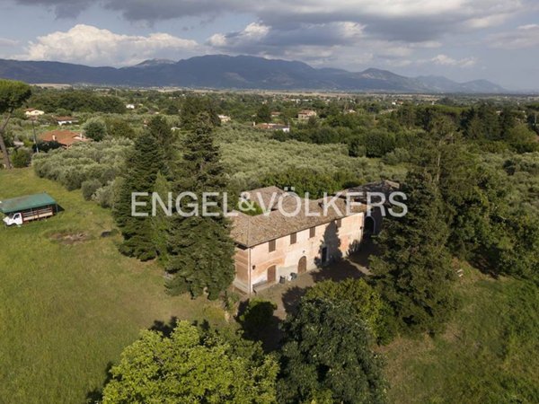 casa indipendente in vendita a Velletri