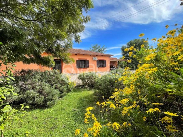 casa indipendente in vendita a Velletri