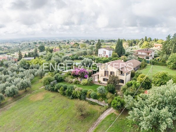 casa indipendente in vendita a Velletri