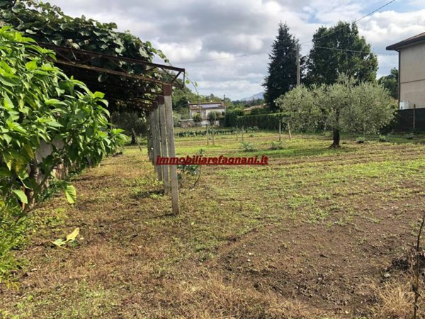 locale di sgombero in vendita a Velletri