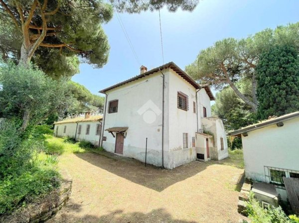casa indipendente in vendita a Velletri
