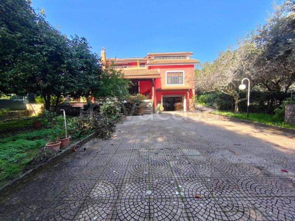 casa indipendente in vendita a Velletri