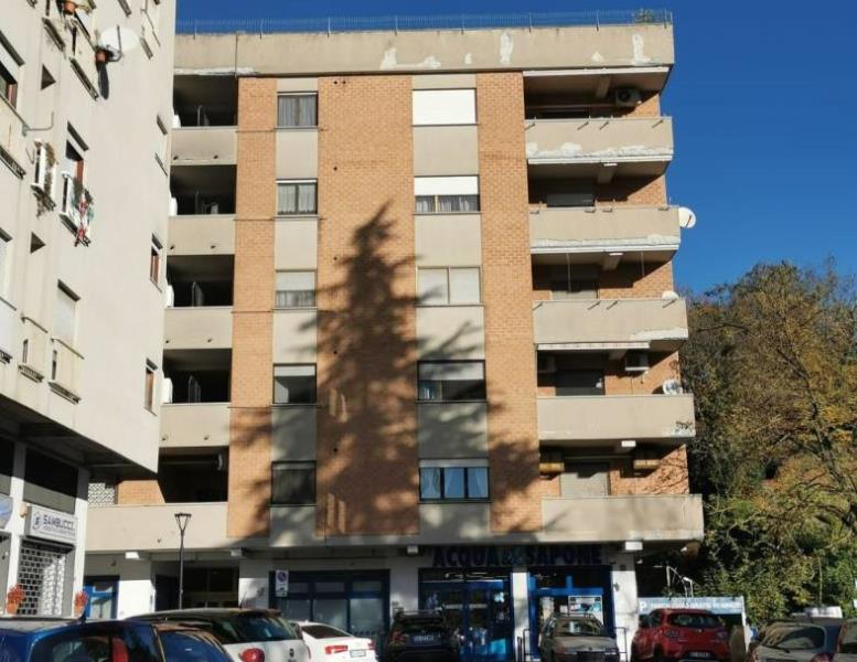 ufficio in vendita a Velletri