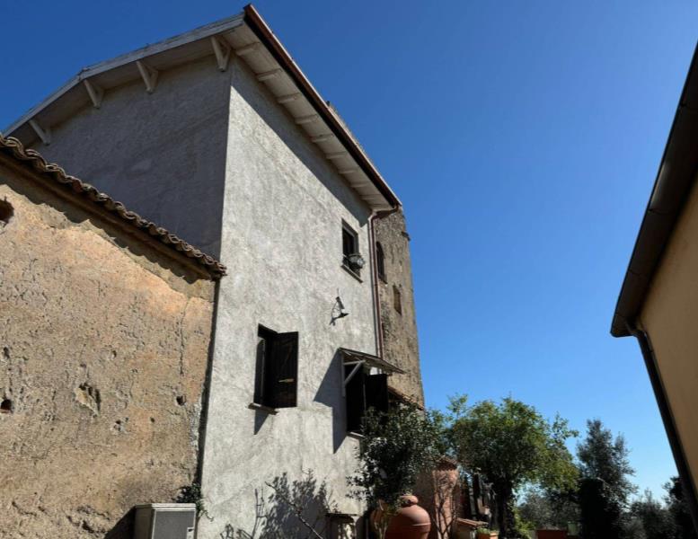 casa indipendente in vendita a Velletri