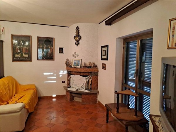 casa indipendente in vendita a Velletri