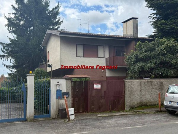casa indipendente in vendita a Velletri