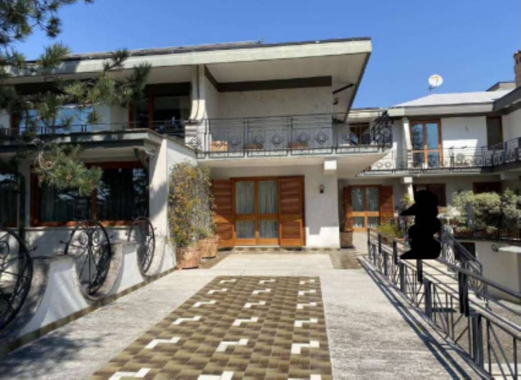 casa indipendente in vendita a Velletri